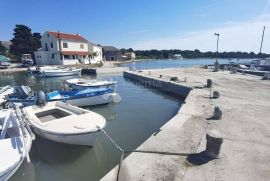 GRAĐEVINSKO ZEMLJIŠTE 10 MINUTA OD MORA!!!, Zadar - Okolica, Tierra