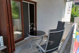 Fantastičan apartman, Malinska, Krk, Malinska-Dubašnica, Kвартира