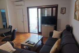 Fantastičan apartman, Malinska, Krk, Malinska-Dubašnica, Kвартира