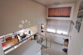 Penthouse Laščina: Prodaja 116m2 + Garaža, Zagreb, Διαμέρισμα