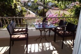 Villa Okrug Gornji 70m od mora !!!, Okrug, بيت