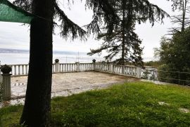 Prodaje se jedinstvena vila u Iki – Lungo Mare, Opatija - Okolica, Casa