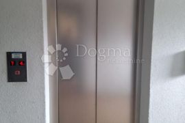 PENTHOUSE S NAJLJEPŠIM POGLEDOM U VARAŽDINU, Varaždin, Appartement