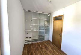 Savršeni penthouse u urbanoj vili na idealnoj lokaciji, Zagreb, Appartment