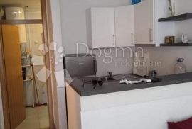 Apartman u Vodicama, Vodice, Stan