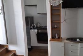 Apartman u Vodicama, Vodice, Stan