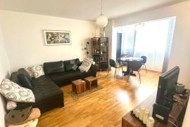 Trosoban stan i garaža BORONGAJ!, Zagreb, Appartment