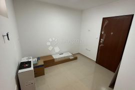 NOVOGRADNJA STAN + GARSONJERA PRILIKA!!, Pula, Apartamento