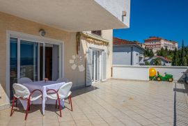 APARTMAN CRIKVENICA S NEODOLJIVIM POGLEDOM NA MORE, Crikvenica, Appartement