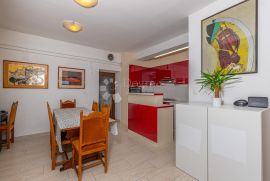 APARTMAN CRIKVENICA S NEODOLJIVIM POGLEDOM NA MORE, Crikvenica, Appartement