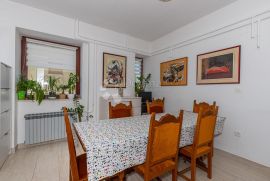 APARTMAN CRIKVENICA S NEODOLJIVIM POGLEDOM NA MORE, Crikvenica, Appartement