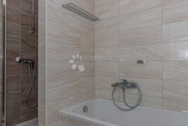 APARTMAN CRIKVENICA S NEODOLJIVIM POGLEDOM NA MORE, Crikvenica, Appartement