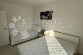 Duplex kuće, SABUNIKE, Privlaka, بيت