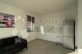 Duplex kuće, SABUNIKE, Privlaka, بيت