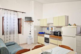 ŠARMANTAN APARTMAN 400 M DO MORA! PRILIKA, Medulin, Διαμέρισμα