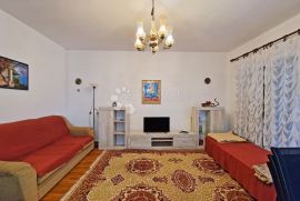 PROSTRAN APARTMAN 400 M DO MORA! PRILIKA, Medulin, Kвартира