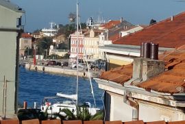 Mali Lošinj- dvije samostojeće kuće 100 m od mora, Mali Lošinj, Kuća