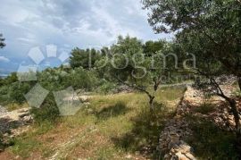 ČIOVO SLATINE 540m2 SA LEGALIZIRANIM OBJEKTOM, Trogir, Terreno