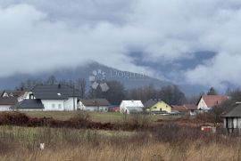 ZEMLJIŠTE U BLIZINI CENTRA MIRNA LOKACIJA POGLED NA VELEBIT, Gospić, Tierra