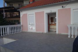 Simpatična kuća u Centru Crikvenice, Crikvenica, Casa