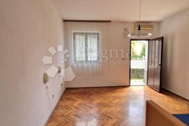 OPATIJA - STAN PRVI RED DO MORA s parkirnim mjestom, Opatija, Appartement