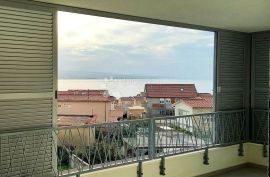 Trosoban stan s pogledom na more A2-Z, Baška Voda, Apartamento