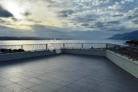 Luksuzni penthouse s pogledom na more A5-Z, Baška Voda, Apartamento