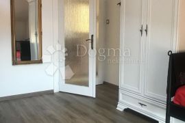 EKSKLUZIVAN STANČIĆ U SAMOM CENTRU LOVRANA, Lovran, Appartment