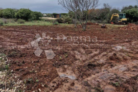 Poljoprivredno zemljište s pogledom na more, Medulin, Land