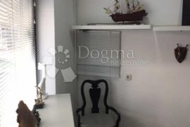 NAJAM Poslovni Prostor na Maksimirskoj cesti (20m2), Zagreb, Commercial property