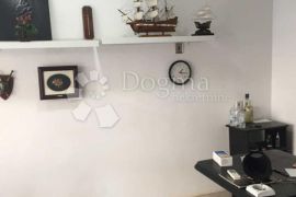 Prodaje se Poslovni Prostor na Maksimirskoj cesti (20m2), Zagreb, Propiedad comercial