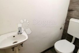 OMIŠALJ FANTASTIČAN APARTMAN NA IZNIMNOJ LOKACIJI, Omišalj, Appartamento