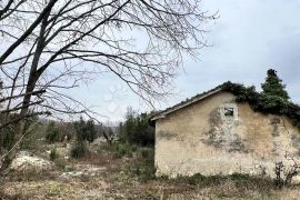 STARINA ZA ADAPTACIJU SA PROSTRANIM ZEMLJIŠTEM, LABIN, OKOLICA, Labin, Kuća