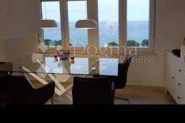 Ičići -Centar, 72m2,2s+db ,balkon, Opatija - Okolica, Appartamento