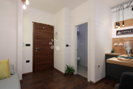 3 apartmana u strogom centru, 1.kat, Rijeka, Appartment