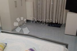 BRODARICA, ŠIBENIK  3 studio apartmana blizu plaže, Šibenik - Okolica, Kвартира