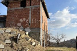 Vikend kuća s vinogradom i šumom, Cestica, Σπίτι