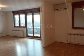 Selska, Penthouse 160m2 + 3Pm + 2 garaže, Zagreb, Stan