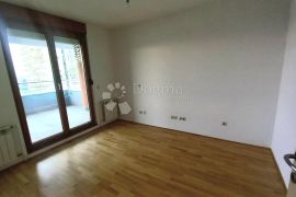 Selska, Penthouse 160m2 + 3Pm + 2 garaže, Zagreb, Stan