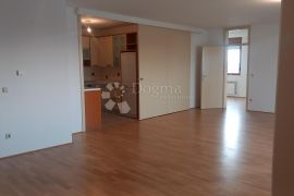 Selska, Penthouse 160m2 + 3Pm + 2 garaže, Zagreb, Stan