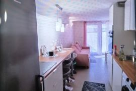 VODICE, lijepo namješten apartman, Vodice, Διαμέρισμα