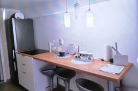 VODICE, lijepo namješten apartman, Vodice, Διαμέρισμα