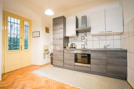 Odlična nekretnina u srcu grada, Rijeka, Apartamento