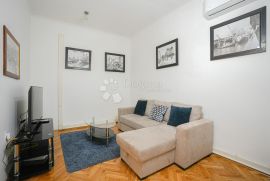 Odlična nekretnina u srcu grada, Rijeka, Apartamento