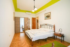 Odlična nekretnina u srcu grada, Rijeka, Apartamento