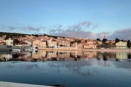 OTOK UNIJE ROBINZONSKA KUĆICA, Mali Lošinj, Ev