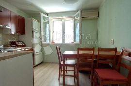 Krnjevo, stančić sa pogledom na more, Rijeka, Appartement