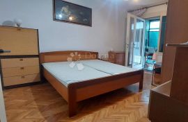 Stan Lovran, pogled more, Lovran, Appartment