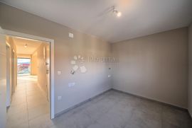 BRODARICA- PENTHOUSE 120M OD MORA BS4, Šibenik - Okolica, Appartment