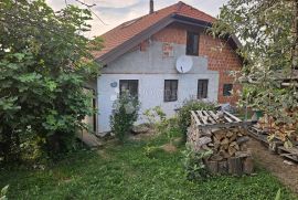 Pogled koji oduzima dah, Gornji Kneginec, House